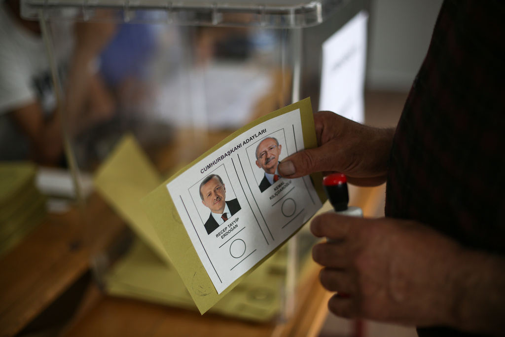 Turkiets presidentval står mellan Recep Tayyip Erdogan och Kemal Kiliçdaroglu. Så här ser valsedeln ut.