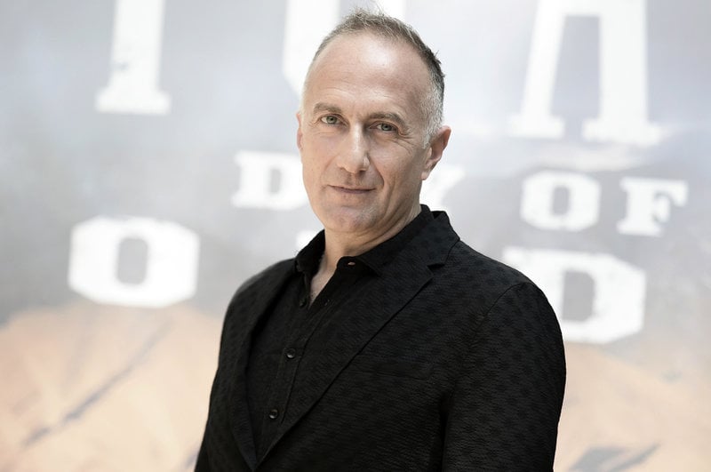 Stefano Sollima har tidigare gjort serier som "Gomorra" och "Zerozerozero". Nu har han tagit sig an fallet med Italiens värsta seriemördare.