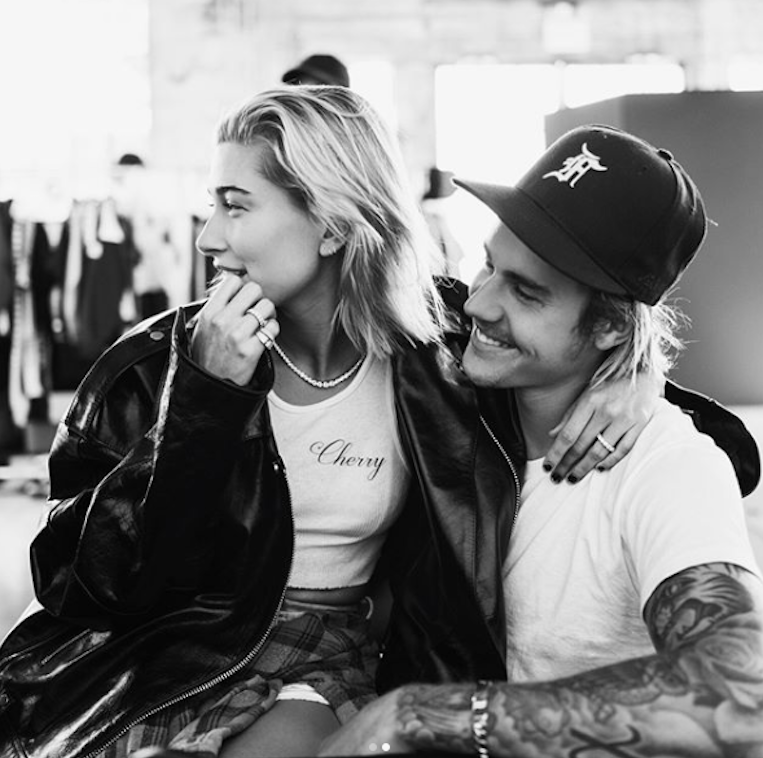 Justin Bieber är nu förlovad Justin Bieber är nu förlovad