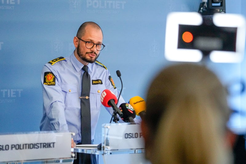 Åklagaren Andreas Kruszewski under presskonferensen.