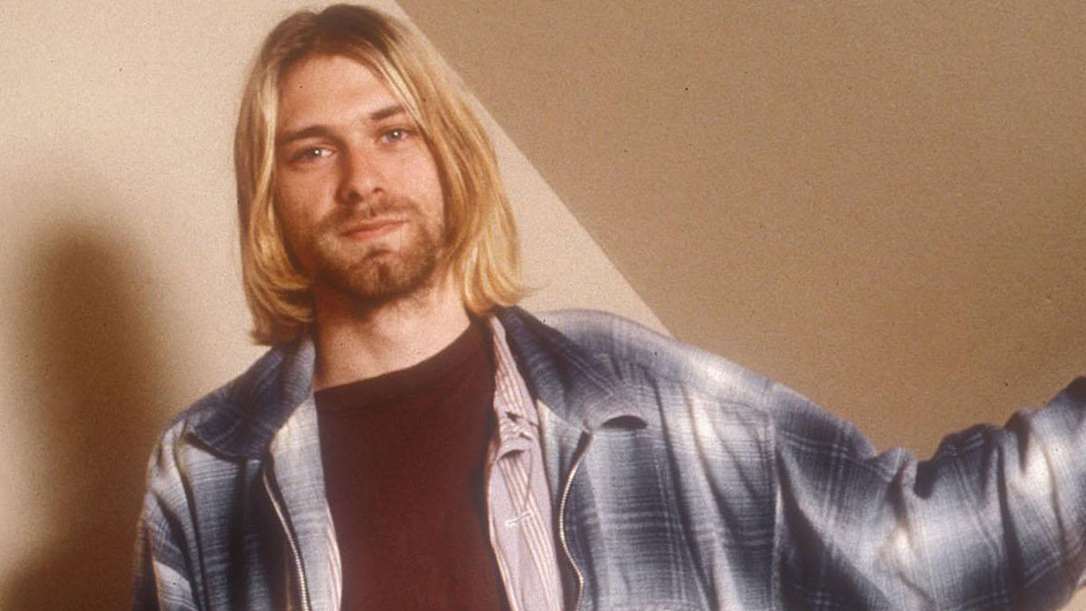 Nirvanas frontfigur Kurt Cobain tog livet av sig 1994. Cobain skrev ett självmordsbrev och skjöt sig själv i huvudet med ett gevär. Han hade även en hög dos av heroin och Valium i blodet när han avfyrade vapnet. 