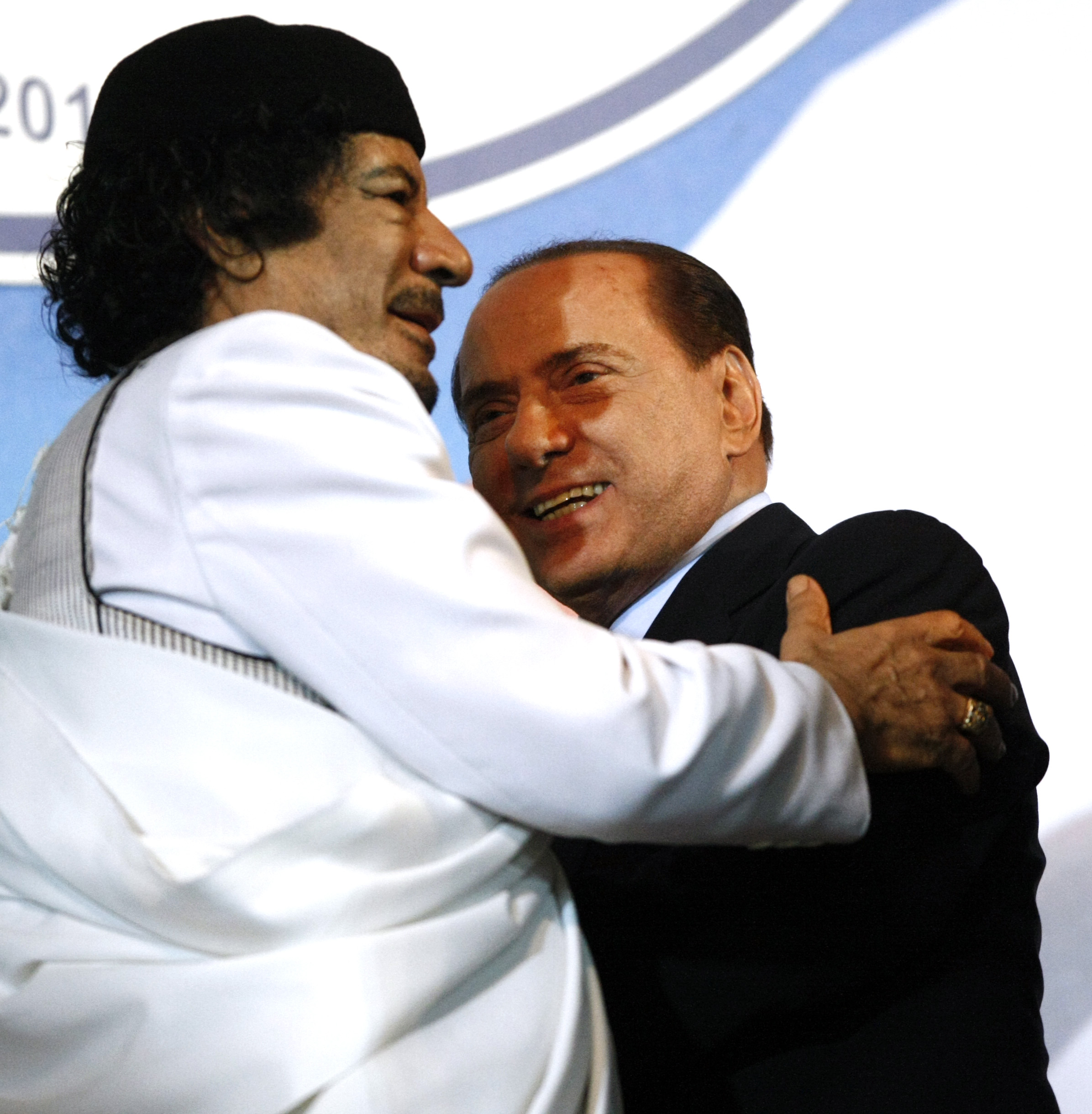 Grabbarna Khadaffi och Berlusconi.