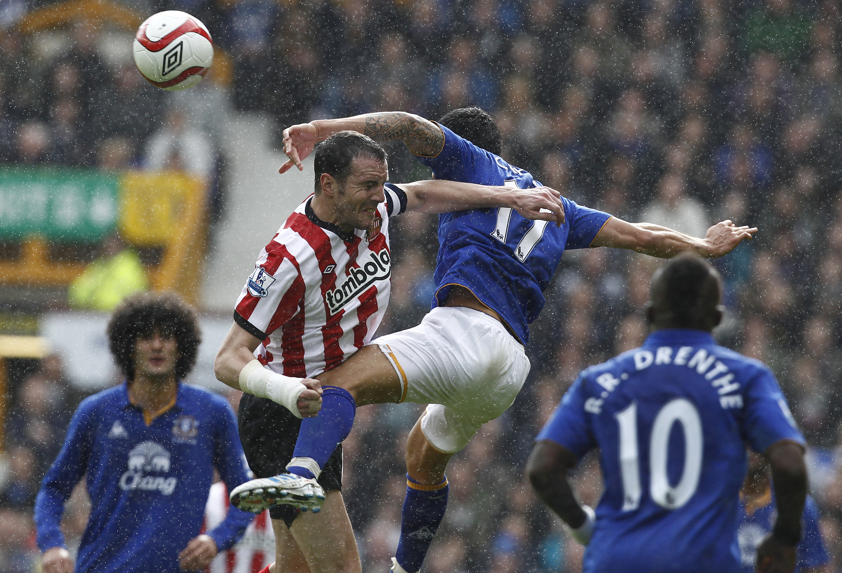 Mötet mellan Everton och Sunderland slutade 1-1, vilket innebär att det blir omspel på Stadium of Light.