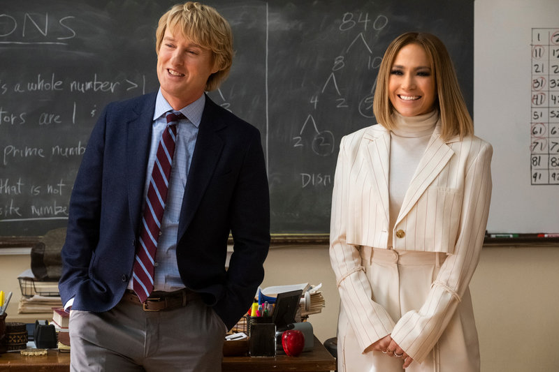 Owen Wilson och Jennifer Lopez i 'Marry me'. Pressbild.
