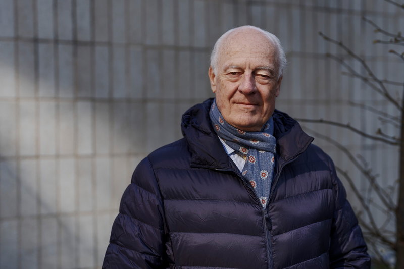 Staffan de Mistura liknar diplomatens och FN-förhandlarens arbete med läkarens. Om sjukdomen inte går att bota är uppgiften att lindra.