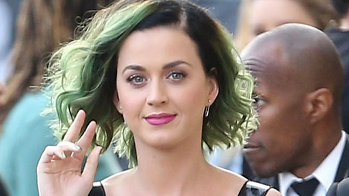 Katy Perry har blivit grönhårig. 