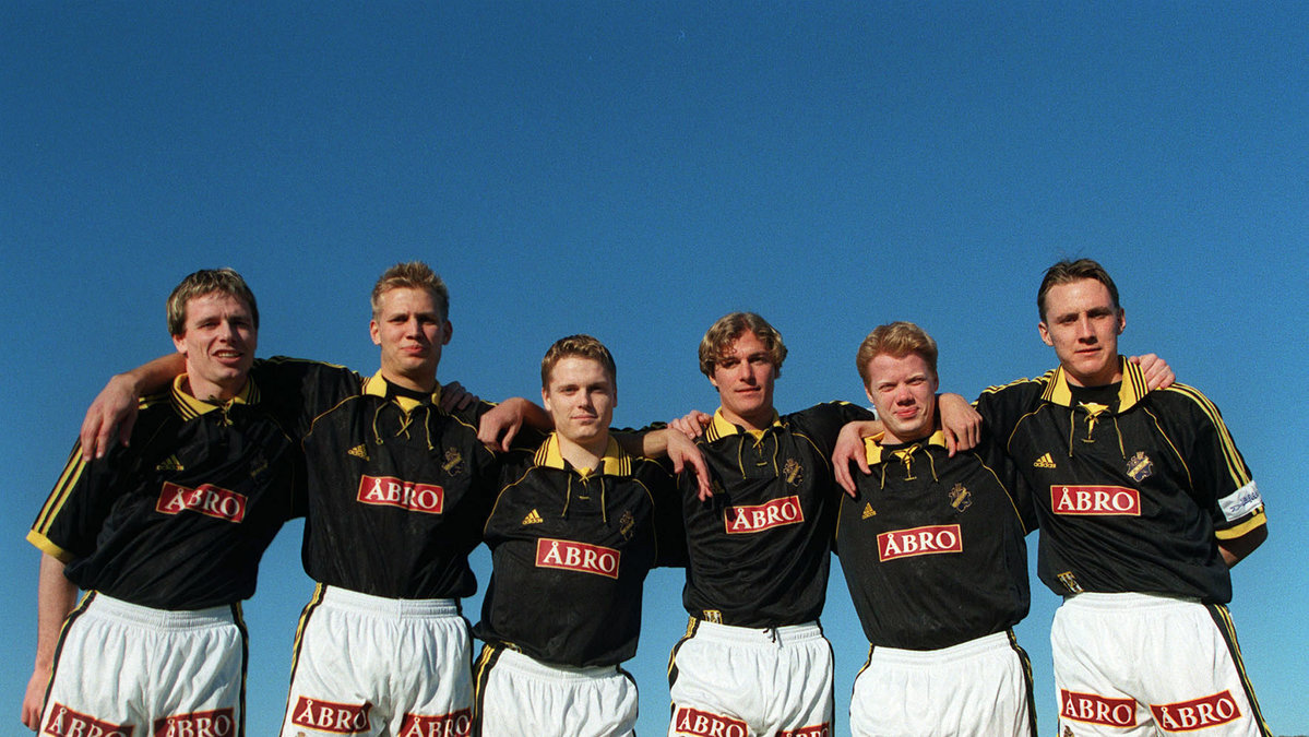 1999 kom han till AIK – där han stannade resten av karriären. 