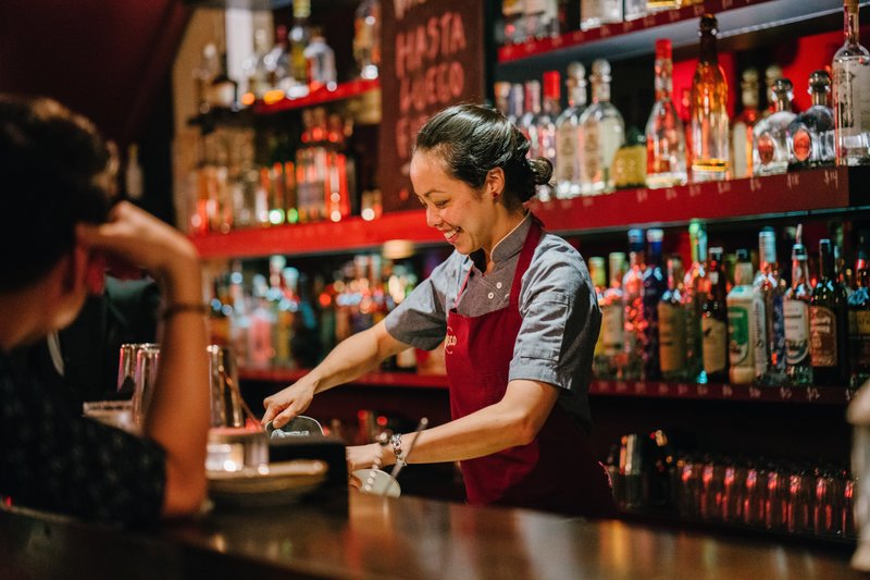 I ett klipp på Tiktok uppmärksammas saker som bartendern inte bör göra I ett klipp på Tiktok uppmärksammas saker som bartendern inte bör göra