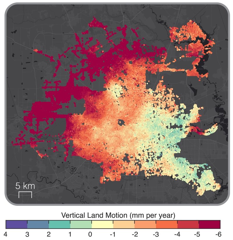 Houston är den värst utsatta staden. I nordväst är landsänkningen uppemot sex millimeter per år, medan sydöstra delen tvärtom höjs något.