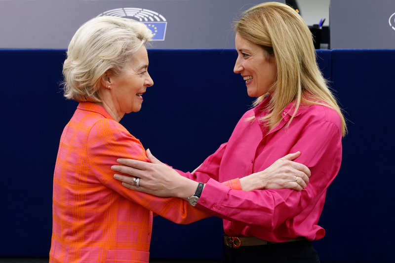 EU-kommissionens ordförande Ursula von der Leyen och EU-parlamentets talman Roberta Metsola vid ett möte i Strasbourg i somras.
