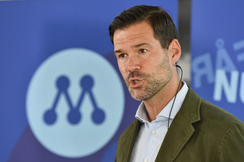 Regeringen vågar inte göra vad som krävs för att stoppa skjutvapenvåldet, enligt Moderaternas rättspolitiske talesperson Johan Forssell. Arkivbild.