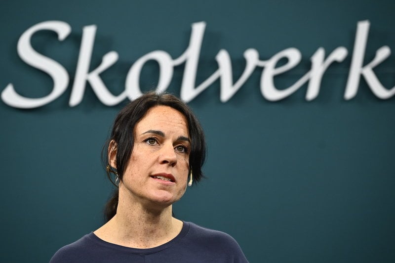 Stephanie Plenty, projektledare på Skolverket, presenterar de svenska resultaten för Talis 2024. 