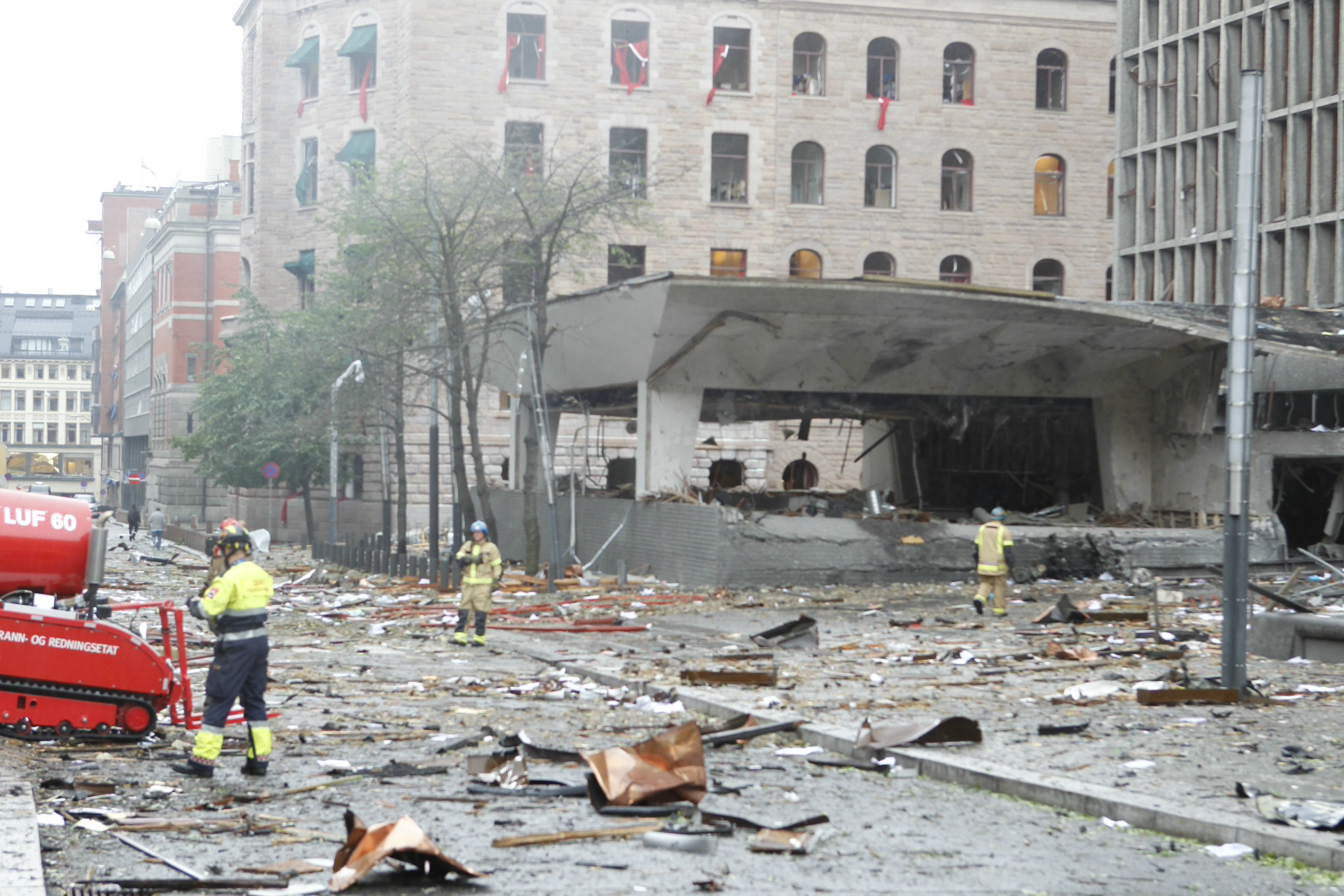 Bomben i Oslo dödade åtta och skadade 96. På fredagen fortsatte vittnesmålen i rätten.