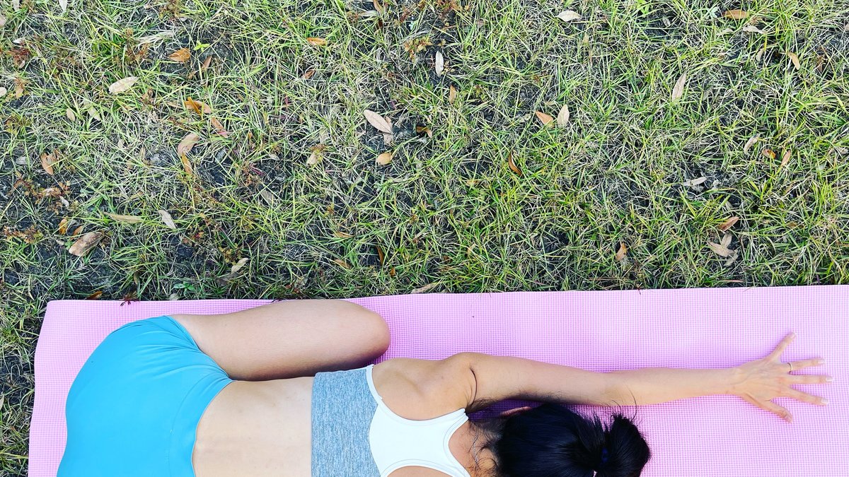 Vad är yin yoga egentligen?