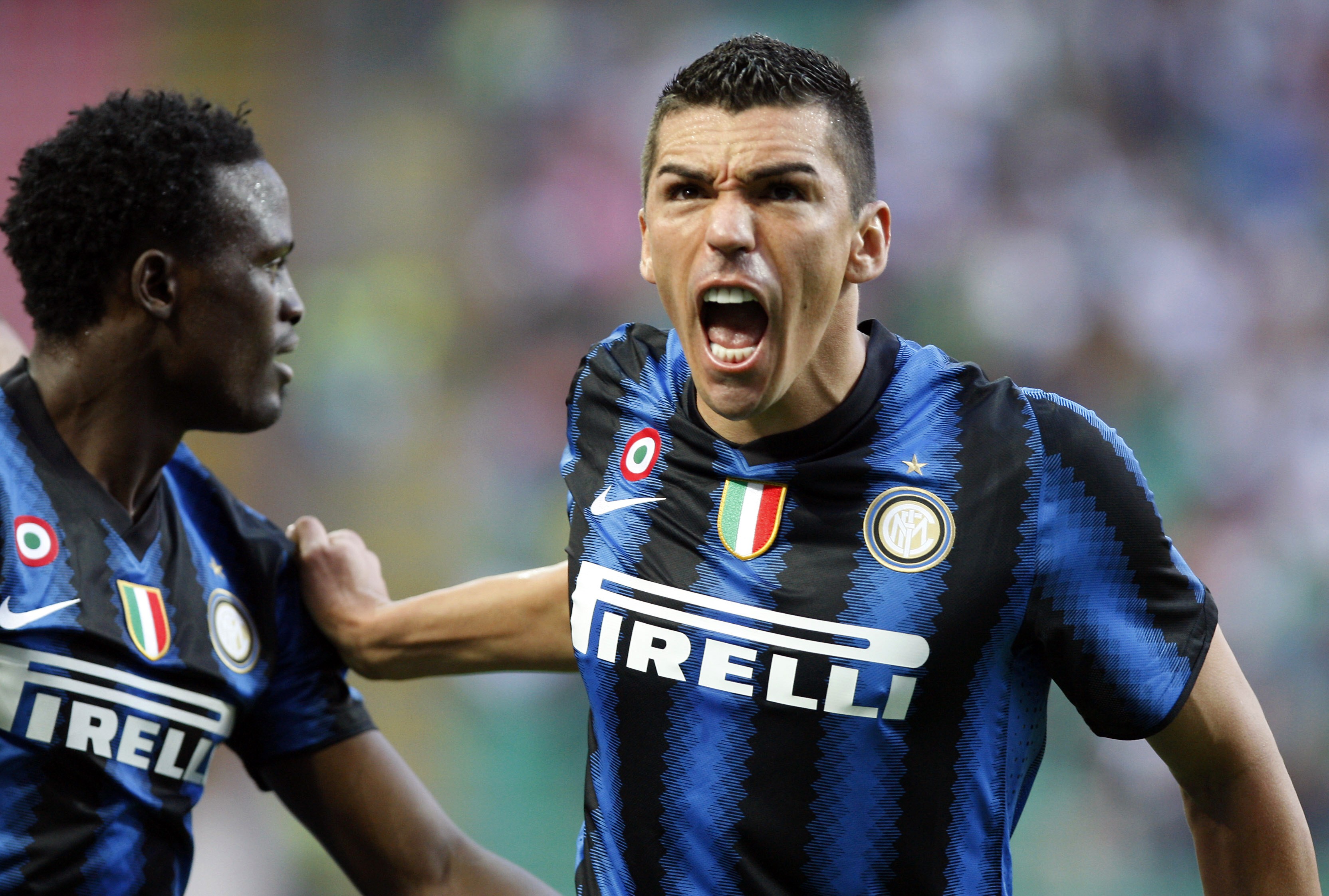 Fyra dagar efter han lämnar Inter är det klart att Lúcio spelar i Juventus nästa säsong.
