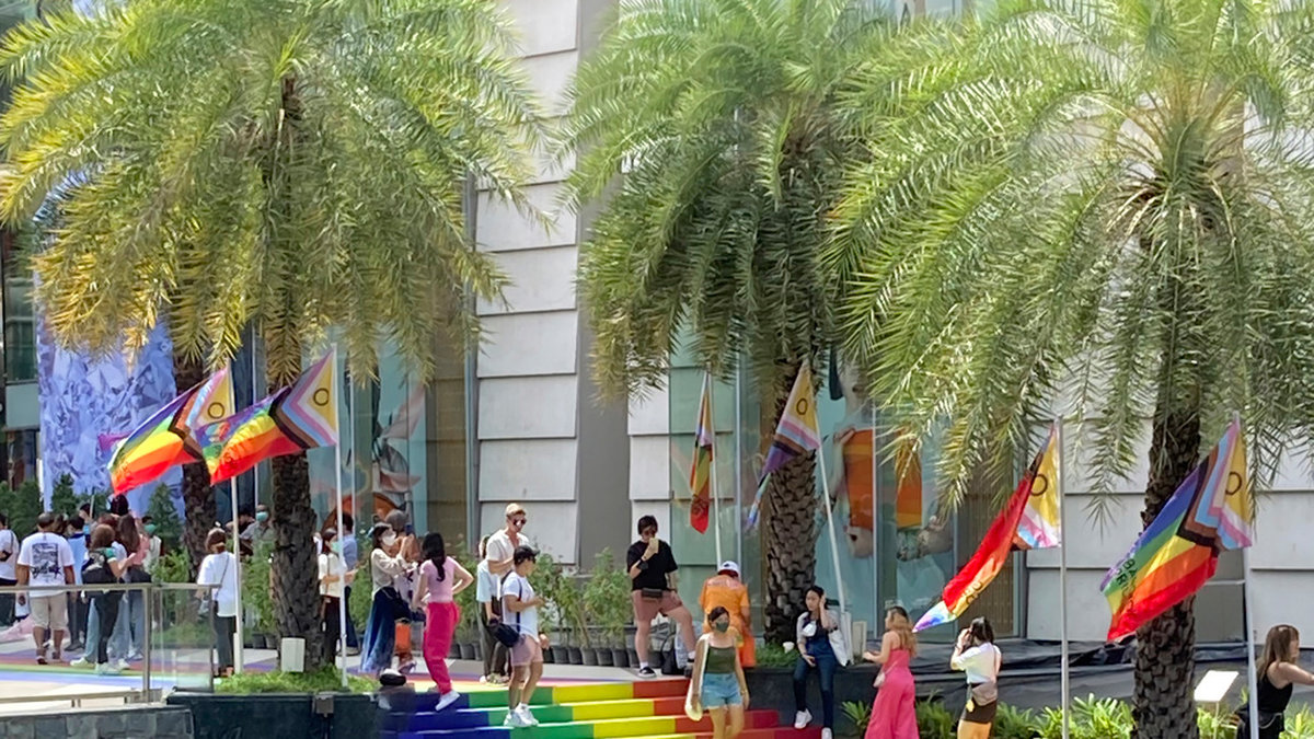 Thailand är redan känt som en av Asiens hbtq-vänligare länder. Bild från Pride-firandet i Bangkok i juni förra året.