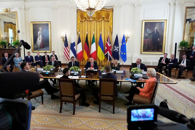 USA:s president Donald Trump med sina gäster.