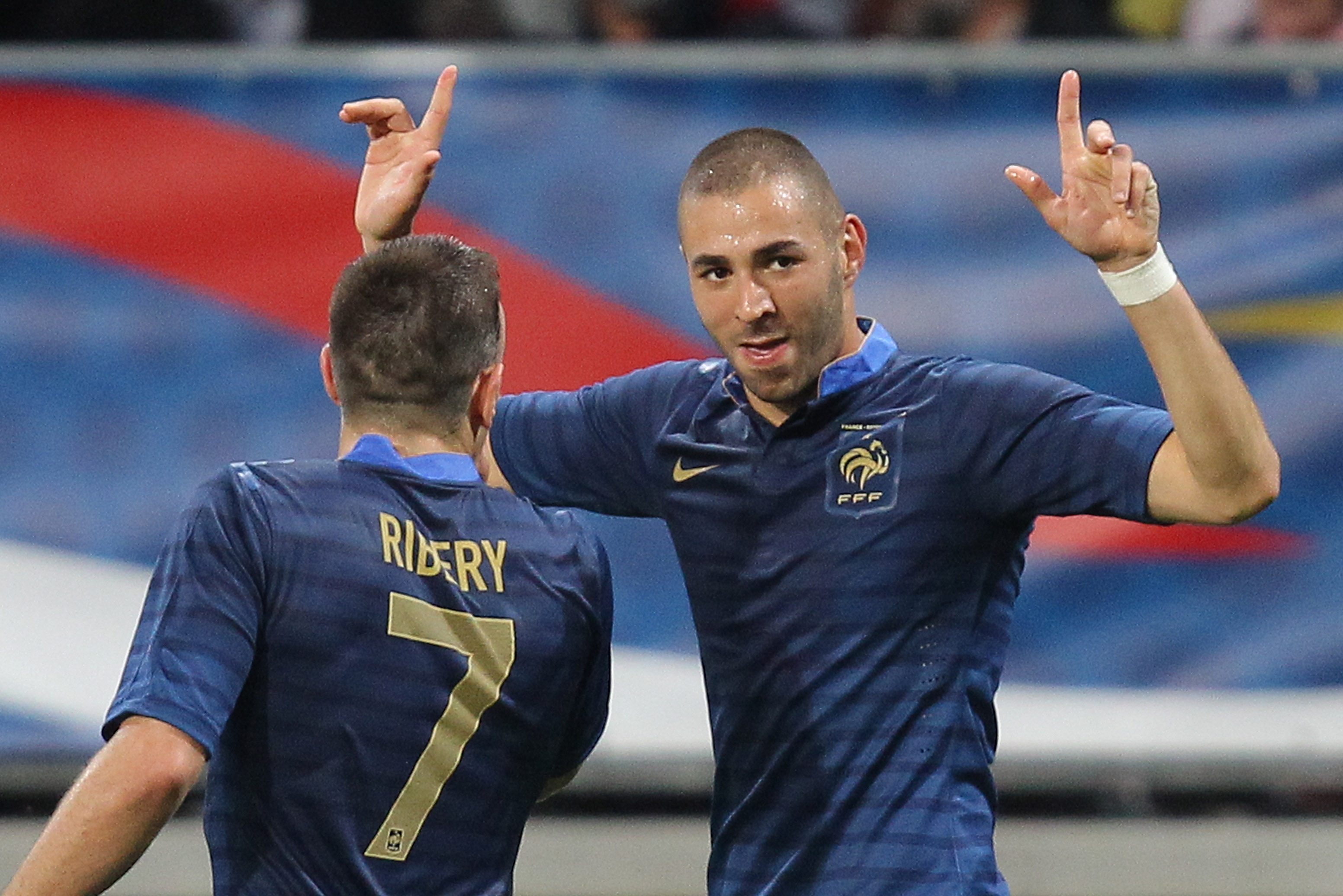 Frankrike har stjärnor som Karim Benzema och Franck Ribéry.