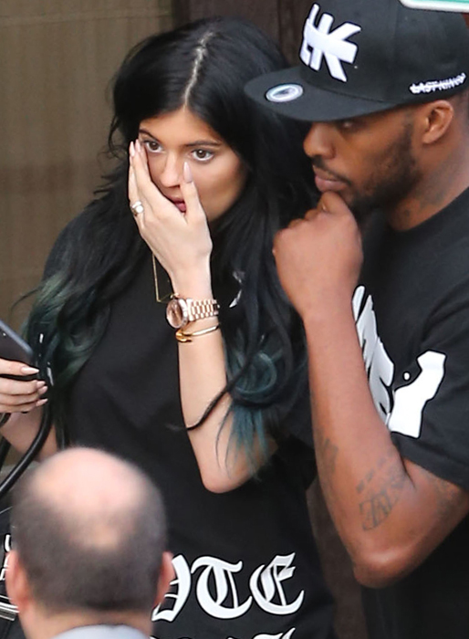 Kylie Jenner och pojkvännen Tyga äter en tidig middag på Crustacean i Beverly Hills. Kylie Jenner och pojkvännen Tyga äter en tidig middag på Crustacean i Beverly Hills.