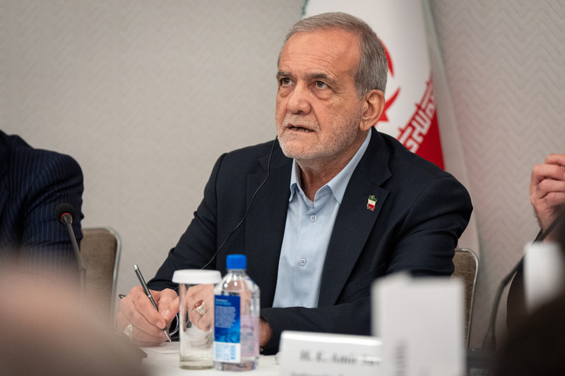 Irans president Masoud Pezeshkian på en bild från i höstas.