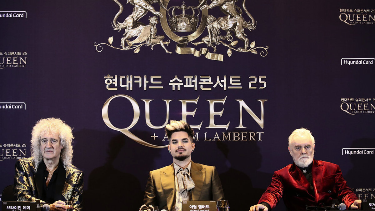 Queen (Brian May, Adam Lambert och Roger Taylor) spelar för den brittiska drottningen i sommar. Arkivbild.
