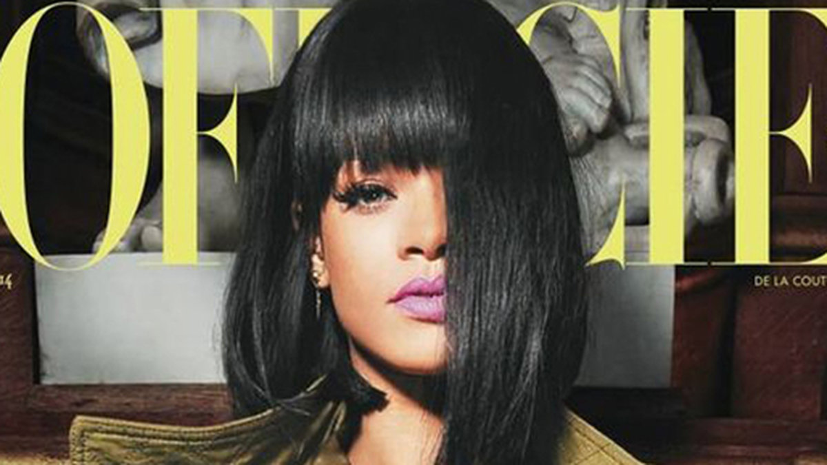 Rihanna är cool i lugg på omslaget till LOfficiel. 