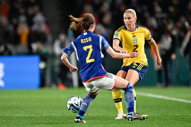 Jonna Andersson försökte stötta sin klubbkompis efteråt.