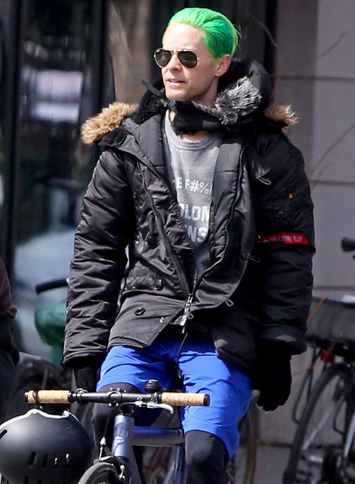 Jared Leto visar sitt gröna hår i Toronto. Jared Leto visar sitt gröna hår i Toronto.