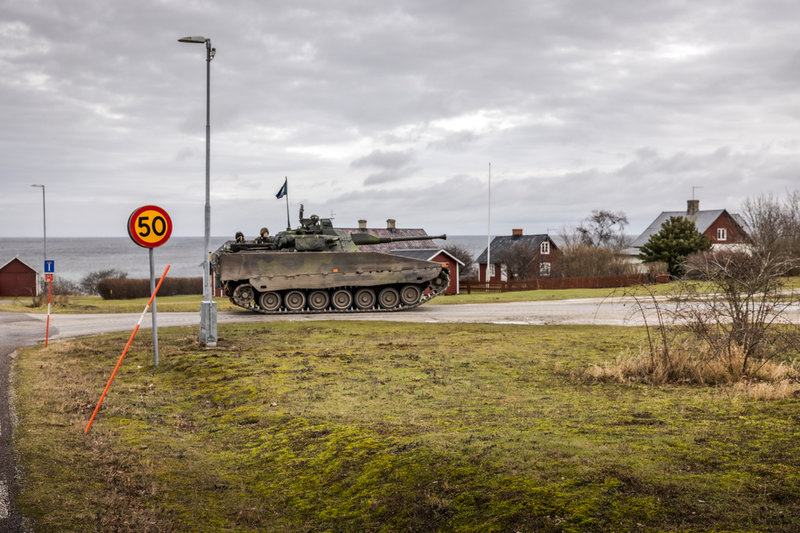 Fordon från Gotlands regemente på patrull.