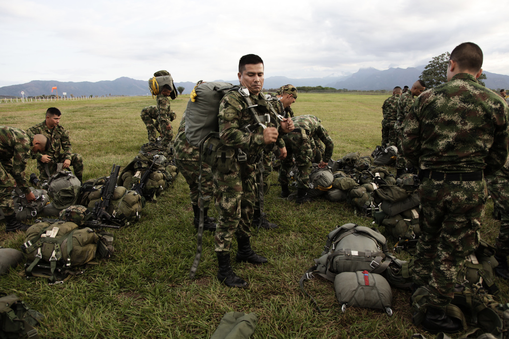 Colombianska soldater under en militärövning i landet. Arkivbild