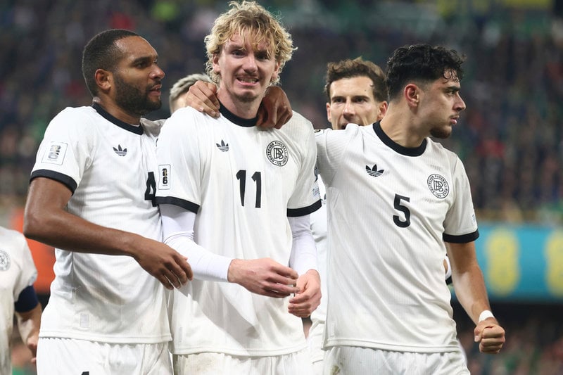 Tyskland leder visserligen sin VM-kvalgrupp på nio poäng, men Slovakien har samma poängskörd och där bakom finns Nordirland på tre poäng.