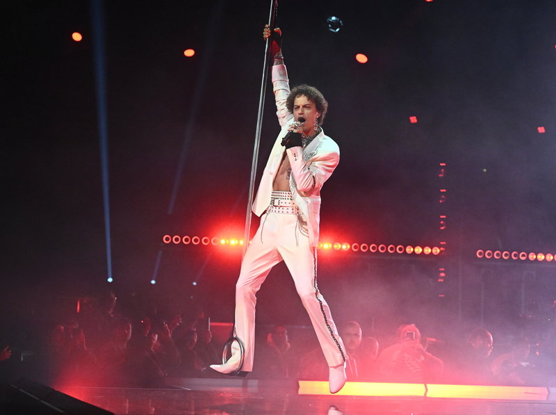 Greczulas ställning som han flyger upp mot taket i fungerade inte i deltävlingen – han hoppas på revansch i finalsändningen.