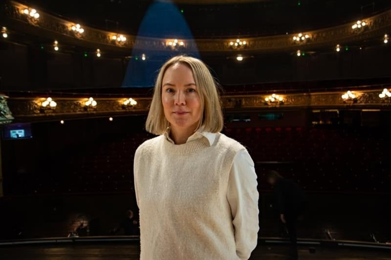 Regissören Elle Márjá Eira.