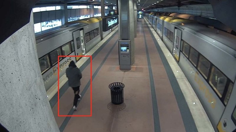 Akilov utanför Arlanda Express Akilov utanför Arlanda Express