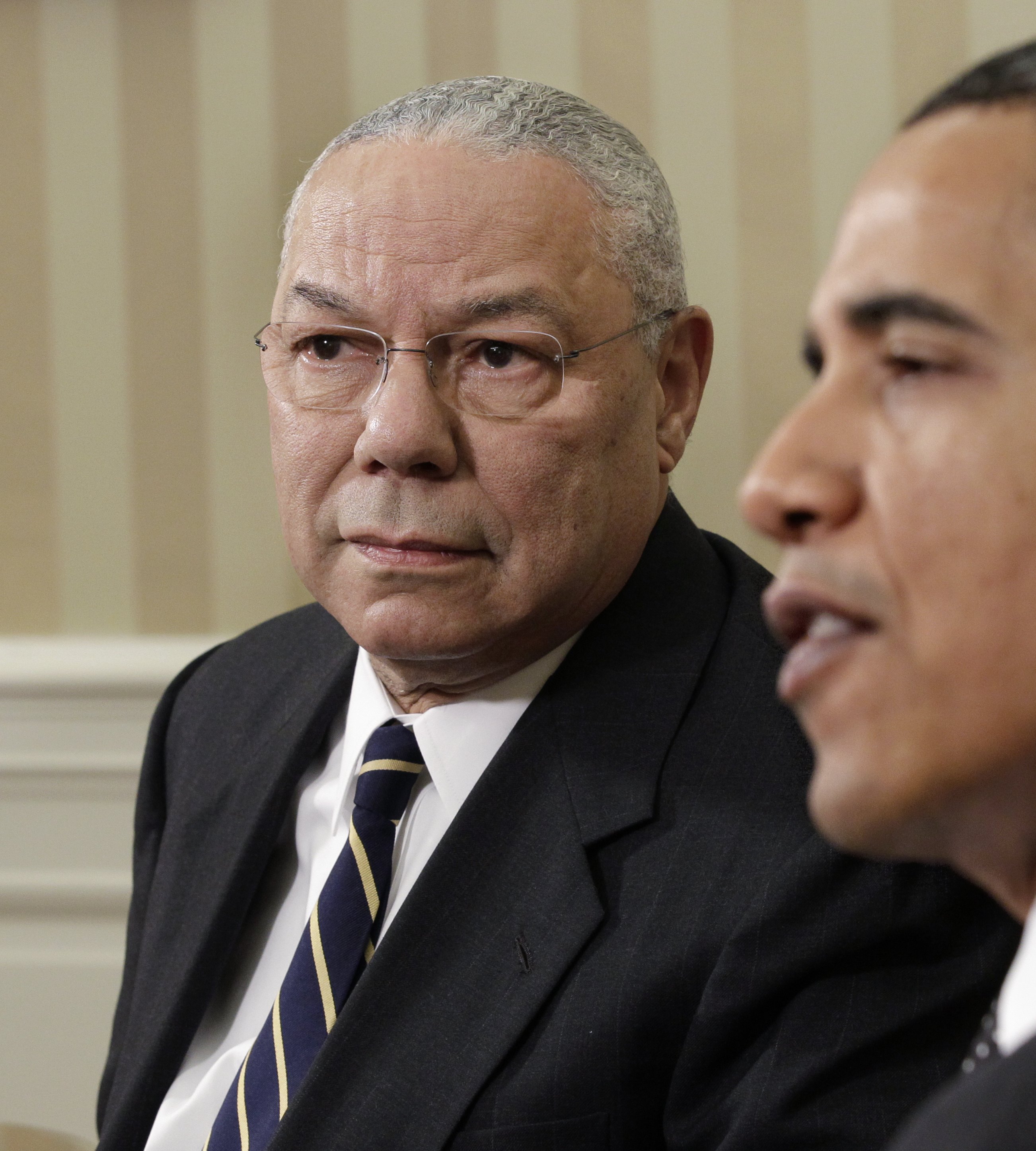 Colin Powell, fd utrikesminister i USA, har tidigare sagt att källans vittnesmål var oerhört betydelsefullt.