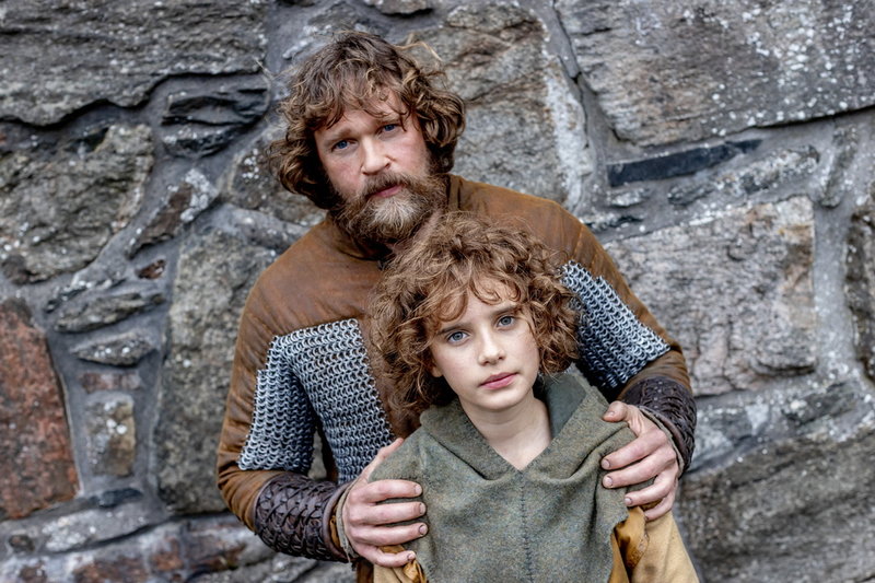 Christopher Wagelin och Kerstin Linden spelar far och dotter i kommande tv-serien 'Ronja Rövardotter'.