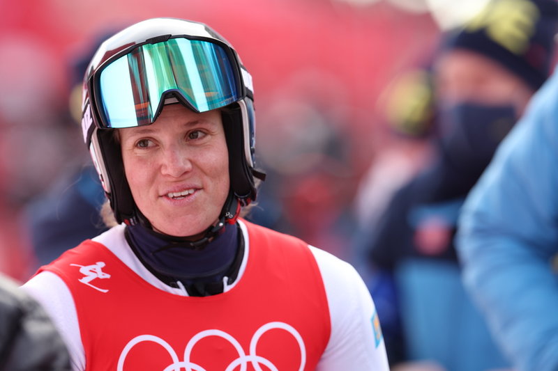 Sara Hector tog OS-guld i storslalom, trots en jobbig uppladdning. 'Jag har spytt hela morgonen', sade hon till TT efter första åket.