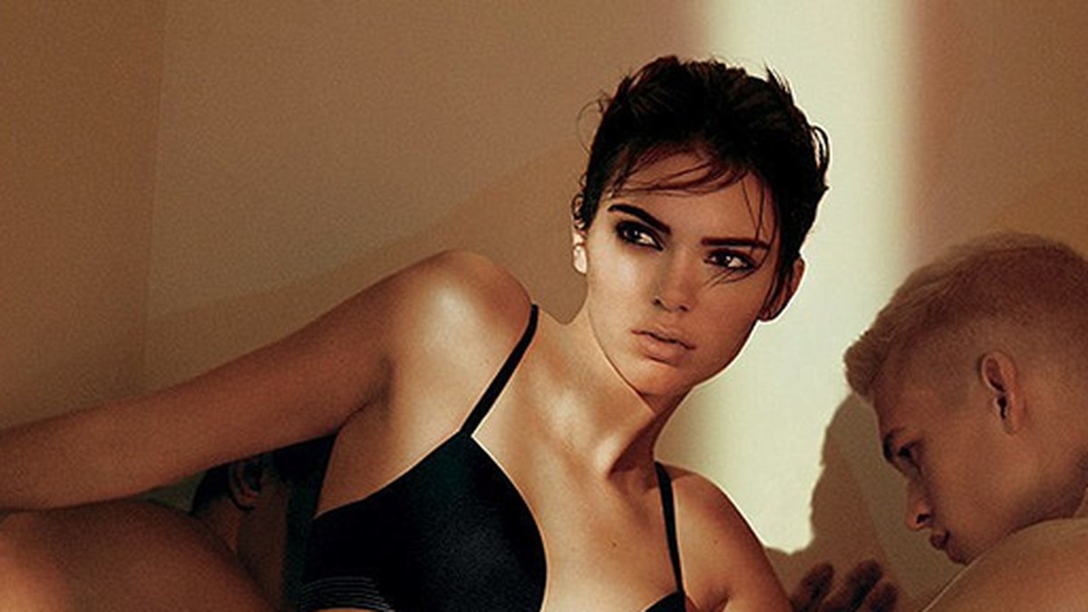 Kendall Jenner i den sprillans nya Calvin Klein-kampanjen.