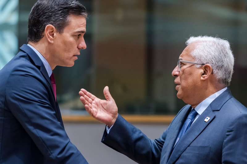Premiärministrarna i Spanien och Portugal – Pedro Sánchez och Antonio Costa – vid EU-toppmötet i Bryssel. på fredagen.