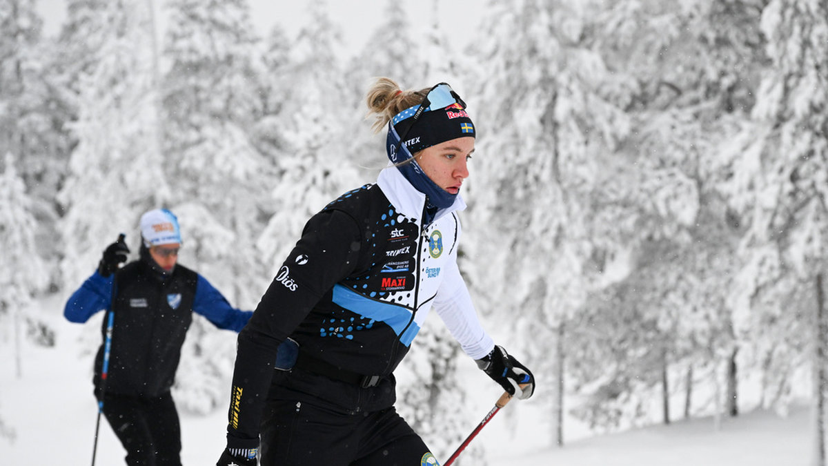 Linn Svahn gör comeback i världscupen i sprinten i Livigno. Arkivbild.
