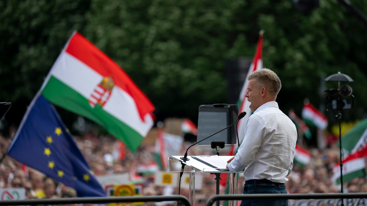 Péter Magyar, en allt större utmanare till ledande Viktor Orbán, under söndagen i ungerska Debrecen.