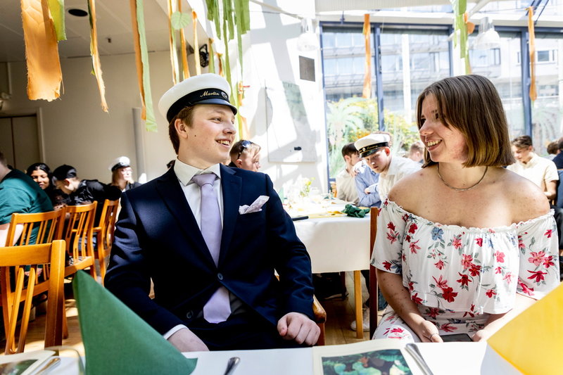Martin Nordström och Jennifer Palm har båda jobb som kock som väntar efter studenten.