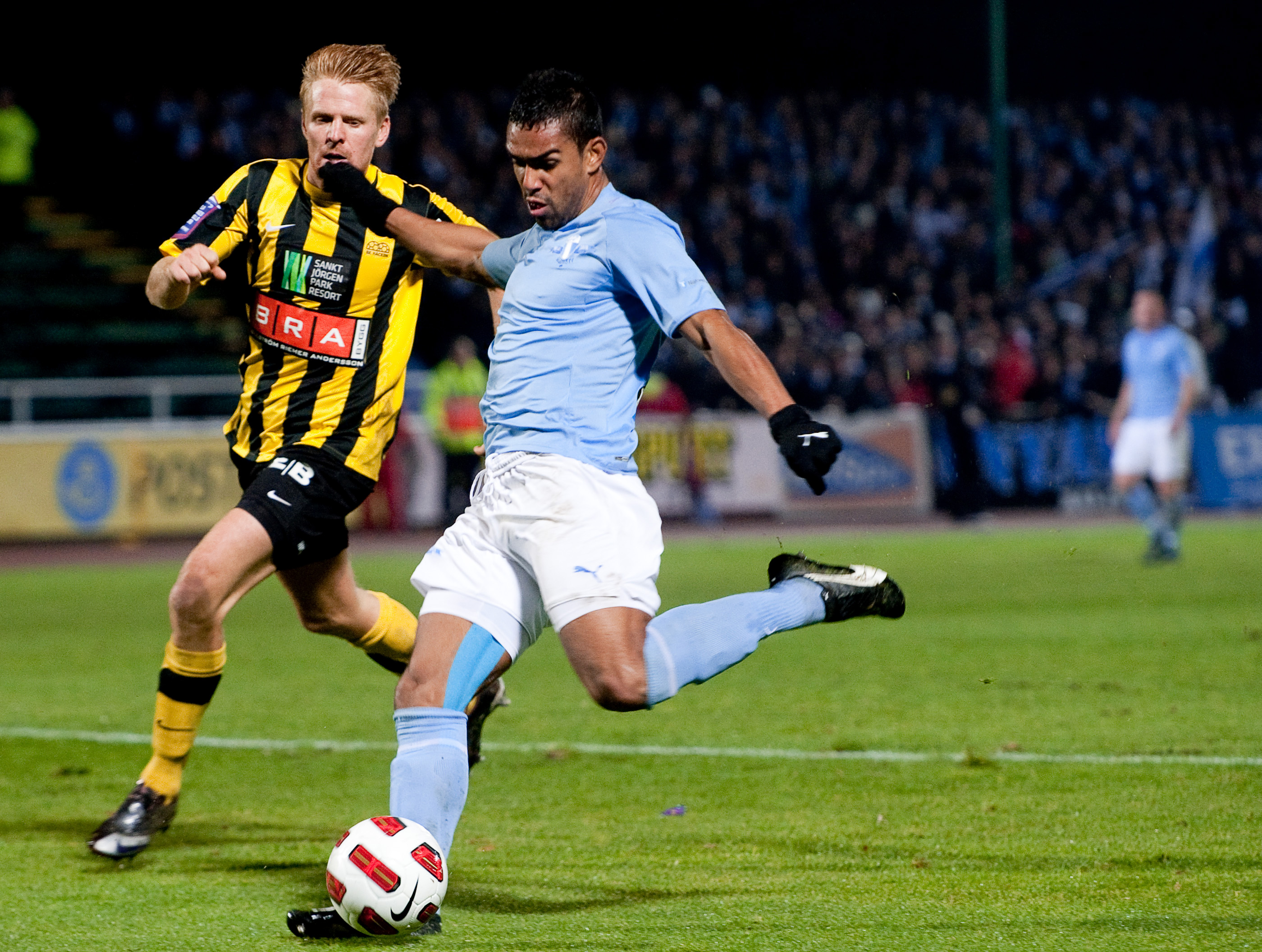 12. Wilton Figureido från Malmö FF till Al-Rayyan för 30 miljoner kronor 2007. 12. Wilton Figureido från Malmö FF till Al-Rayyan för 30 miljoner kronor 2007.