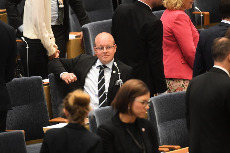 Björn Söder är en av flera SD-politiker som har gjort utspel om att public service ska reformeras. Medieanalytikern Olle Lidbom påminner dock om att utspel inte ska misstas för en politik som faktiskt kommer att drivas av politikerna.