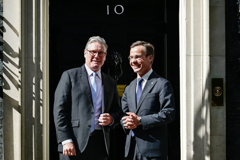 Storbritanniens premiärminister Keir Starmer och Sveriges statsminister Ulf Kristersson (M) träffas i London för bilaterala möten.