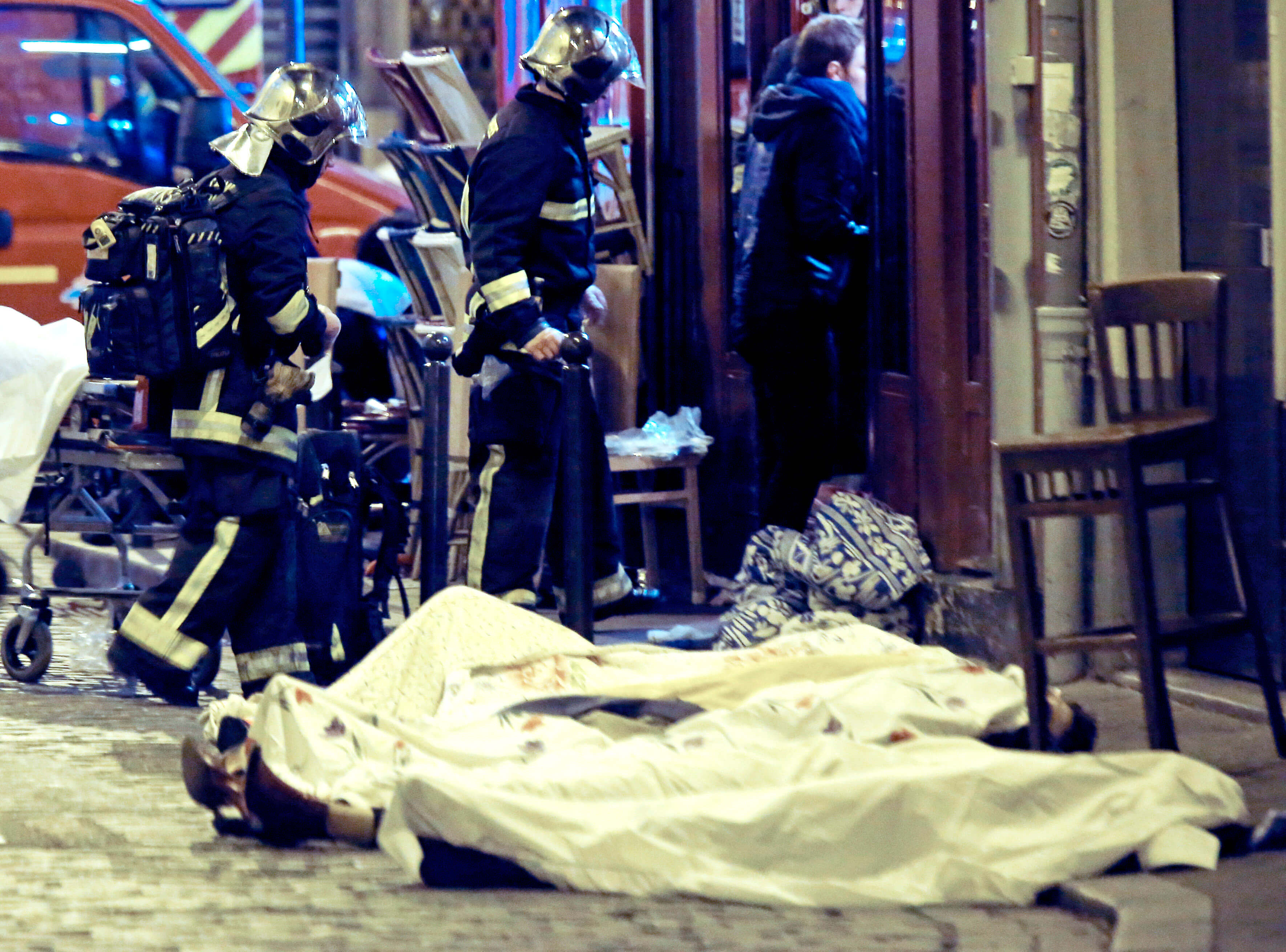 Bilder från attackerna i Paris Bilder från attackerna i Paris