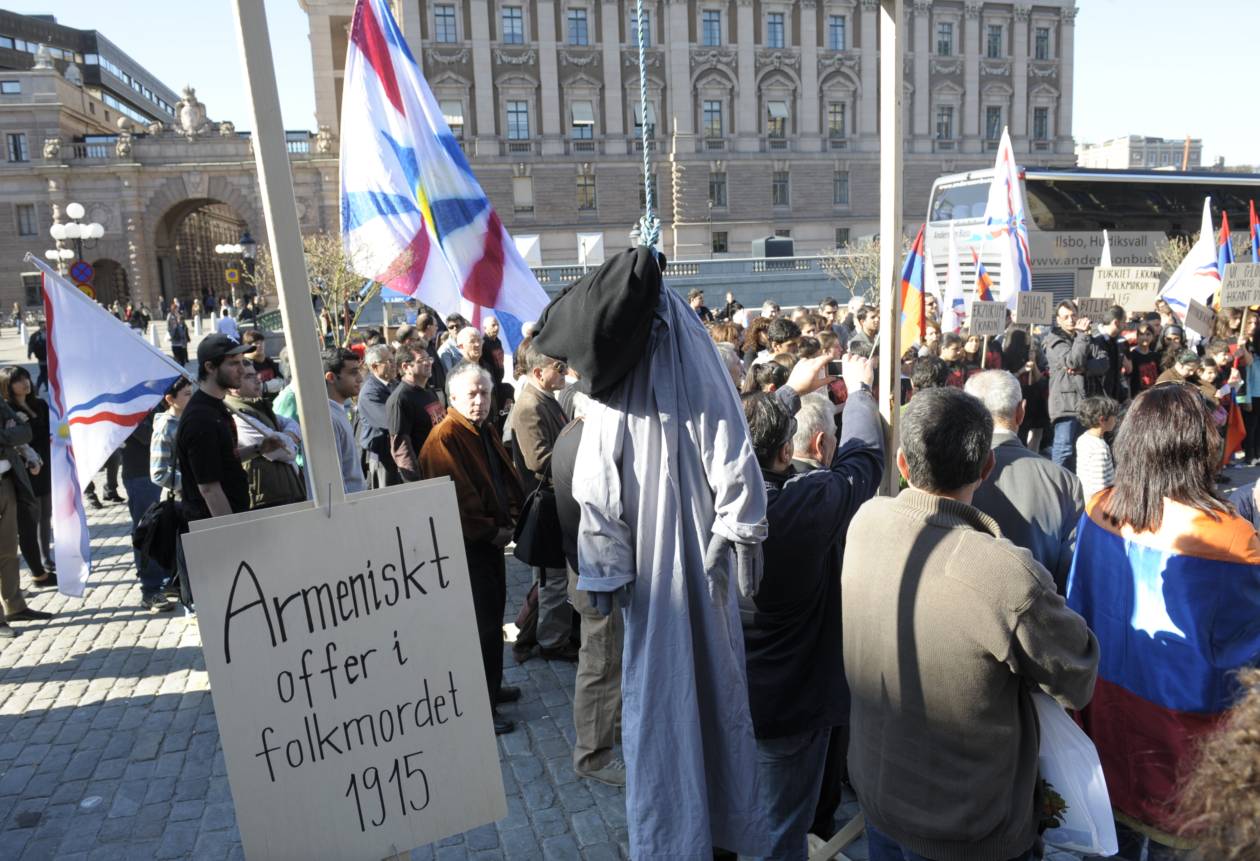 En manifestation i Sverige 2008 för att få Turkiet att erkänna sig skyldiga till folkmord.