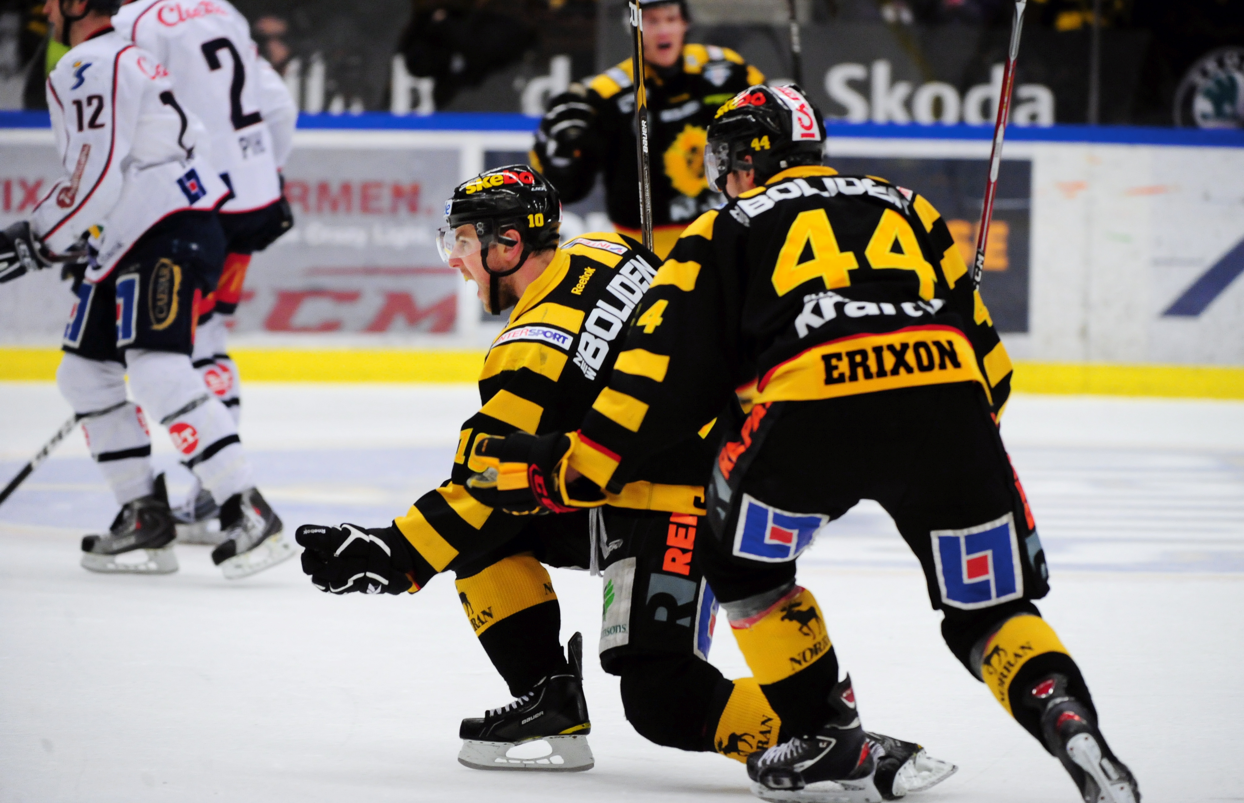 Skellefteå fick en tuff kvartsfinalserie mot Linköping. Skellefteå fick en tuff kvartsfinalserie mot Linköping.