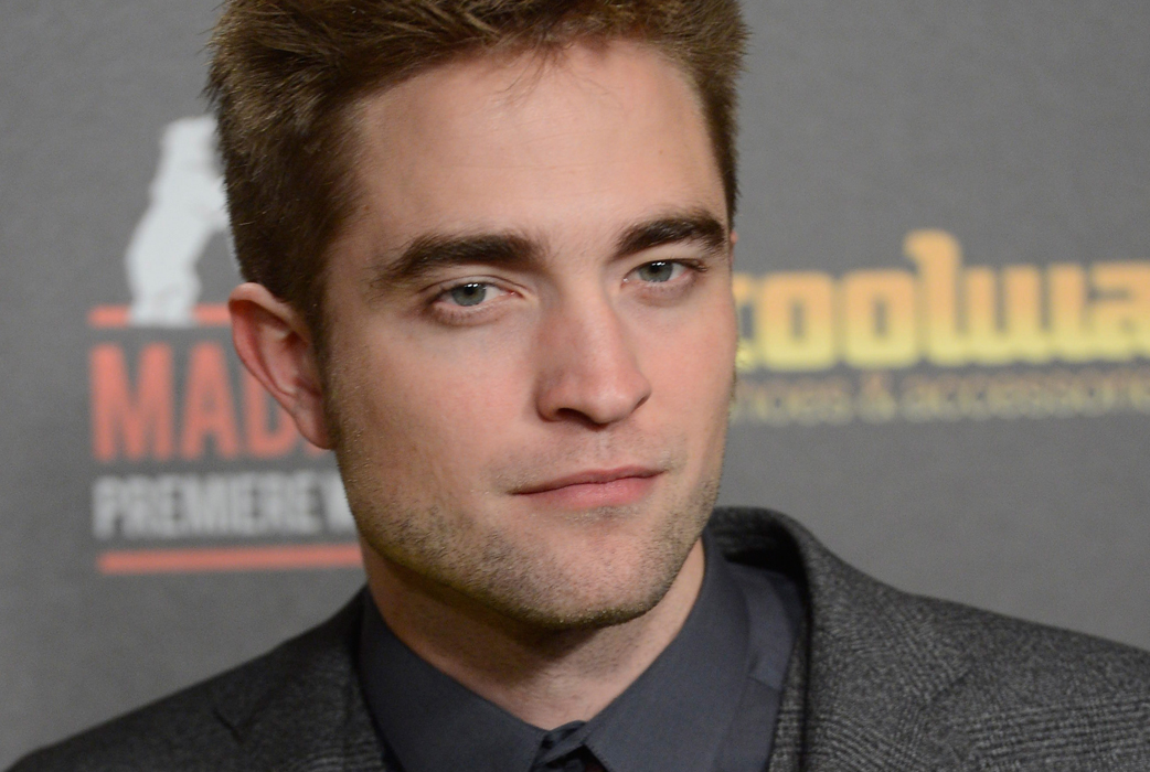 – Robert Pattinson är helt fantastisk i sängen, säger en av hans tidigare tjejer. – Robert Pattinson är helt fantastisk i sängen, säger en av hans tidigare tjejer.