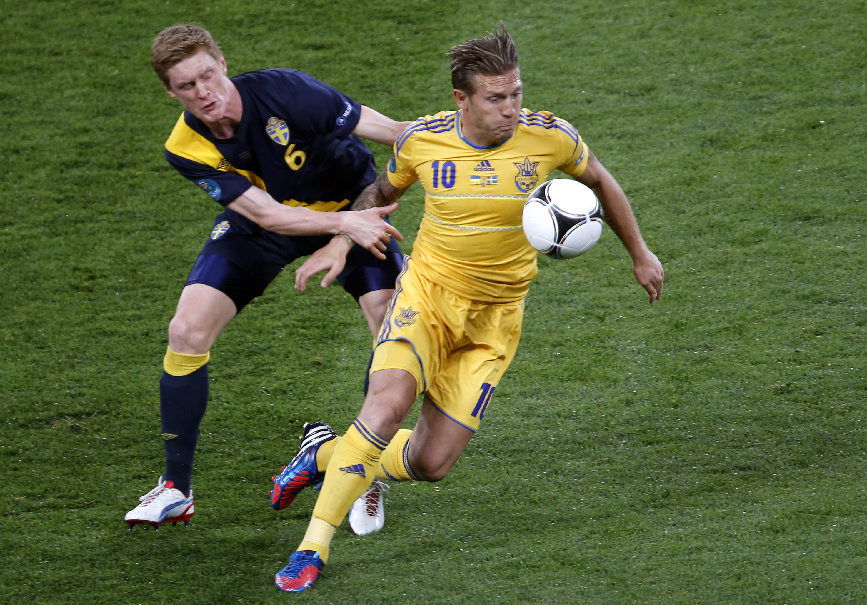 Rasmus Elm tycker att Sverige spelade bra men att de måste höja sig för att ta poäng mot England på fredag.
